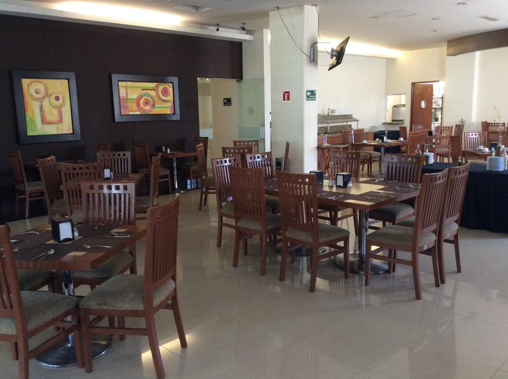 Hotel Soleil Business Class Celaya Экстерьер фото